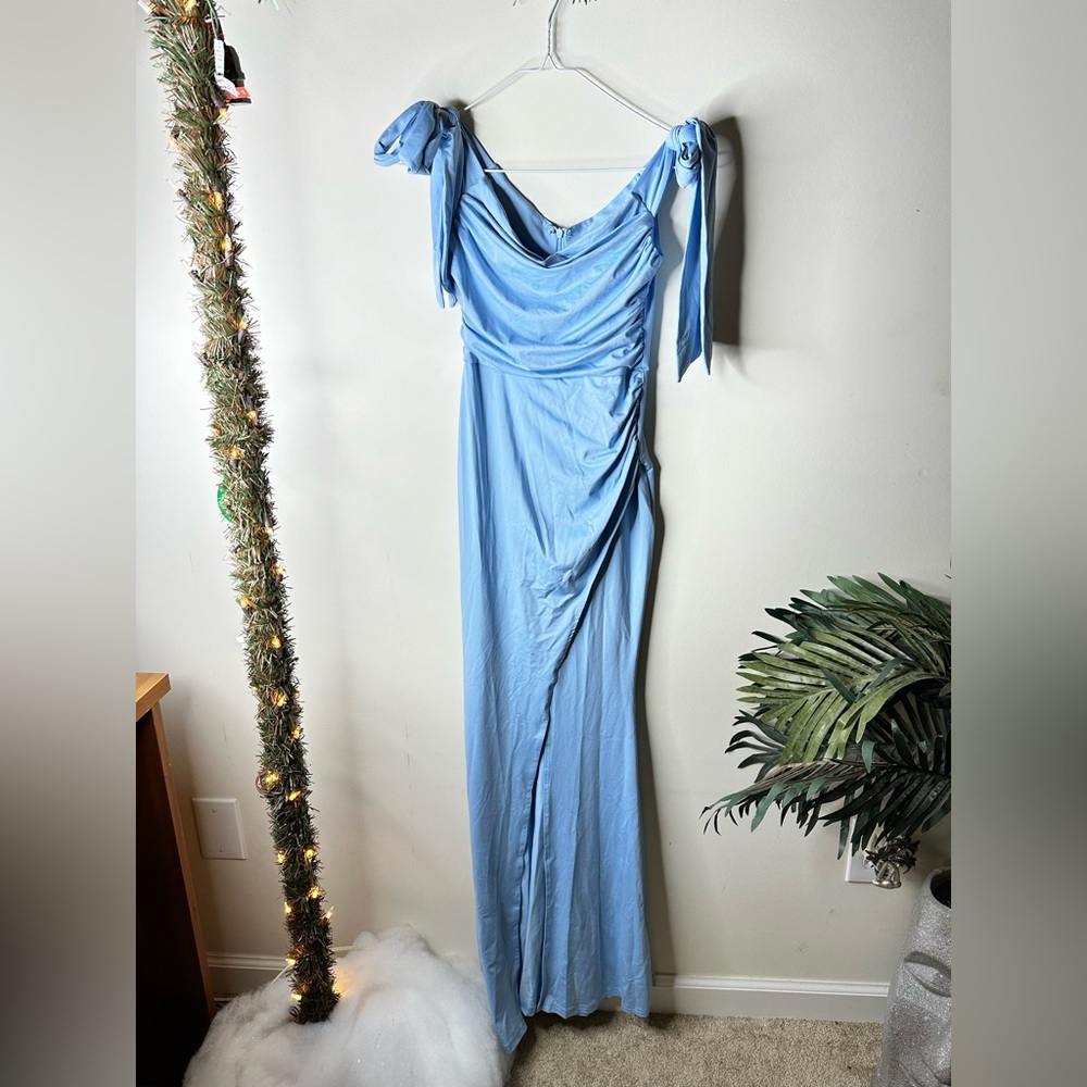 NWOT Blue Maxi Dress